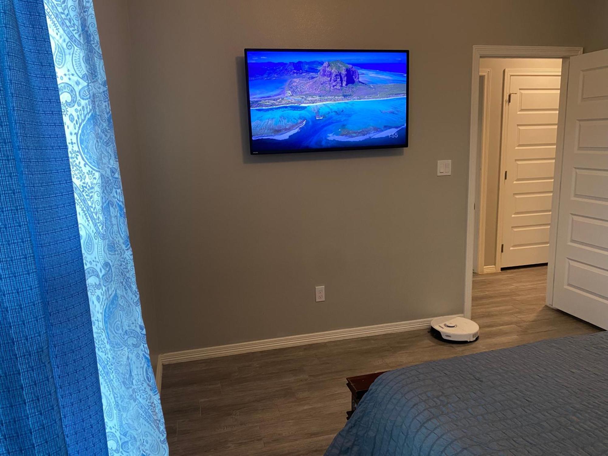 Cozy Getaway With King Bed Near Utrgv Apartment Edinburg Exterior foto